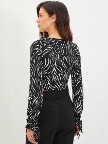 Блуза Trendyol модель TWOAW22BZ0592/cok Renkli Фото