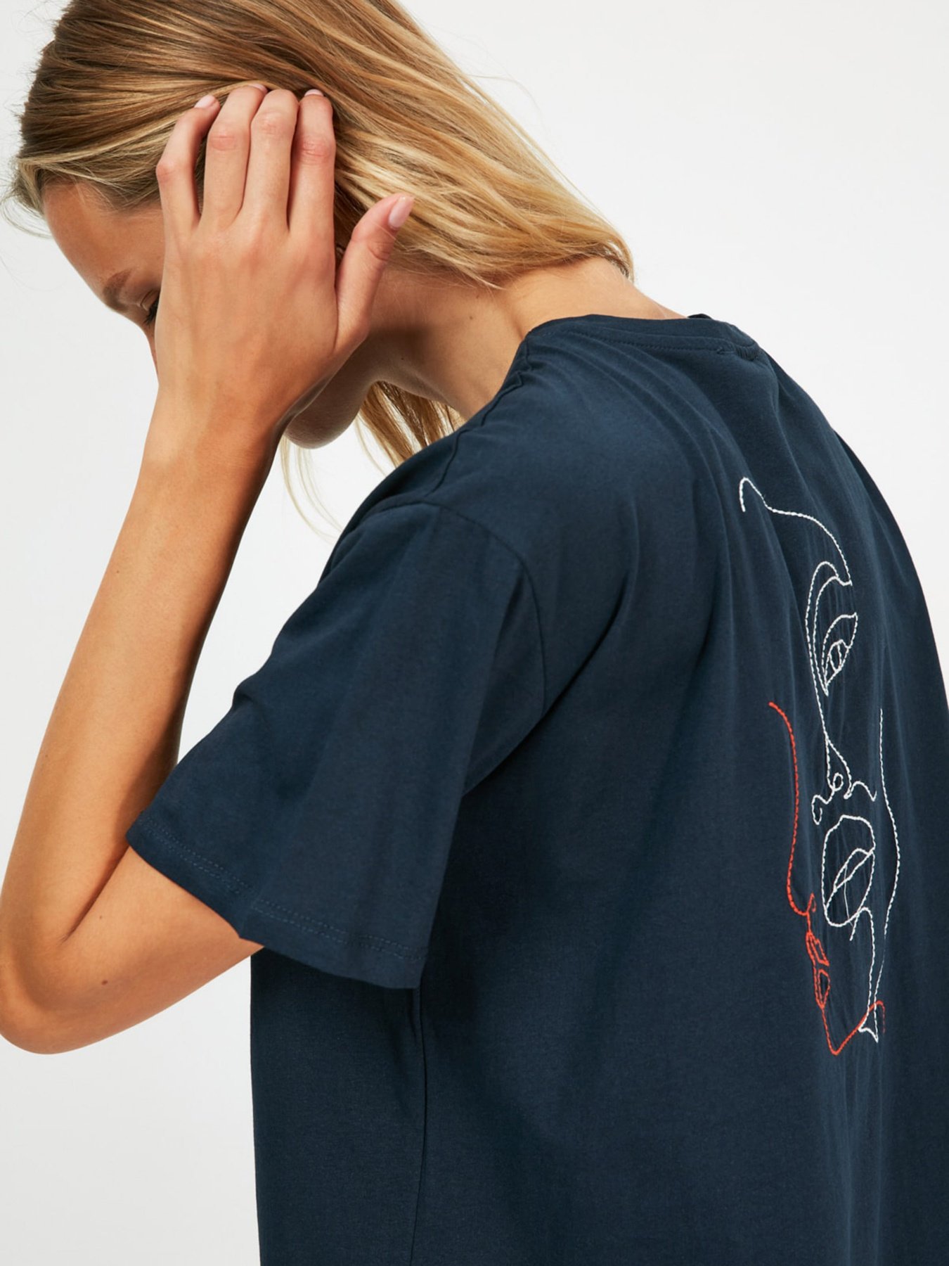 Футболки і поло Trendyol модель TWOSS21TS3869/Lacivert Фото