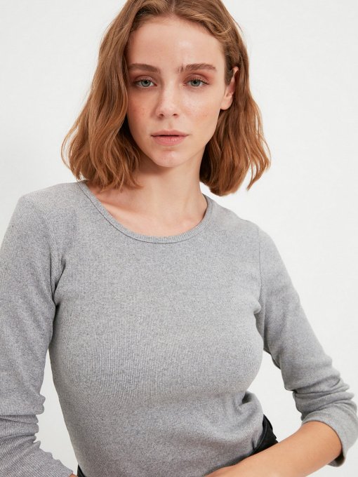 Лонгслив Trendyol модель TWOAW22BZ0936/Gri Фото