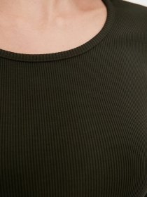 Лонгслів Trendyol модель TWOAW22BZ0936/Haki Фото