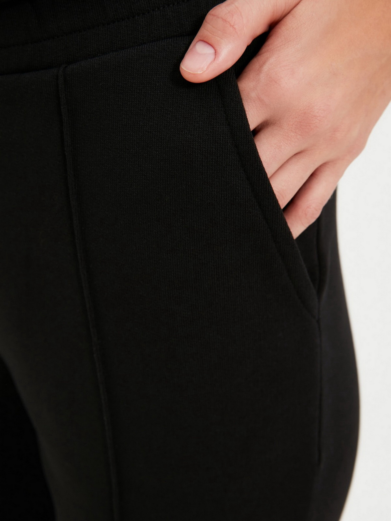 Штаны спортивные Trendyol модель TWOAW22EA0167/Siyah Фото