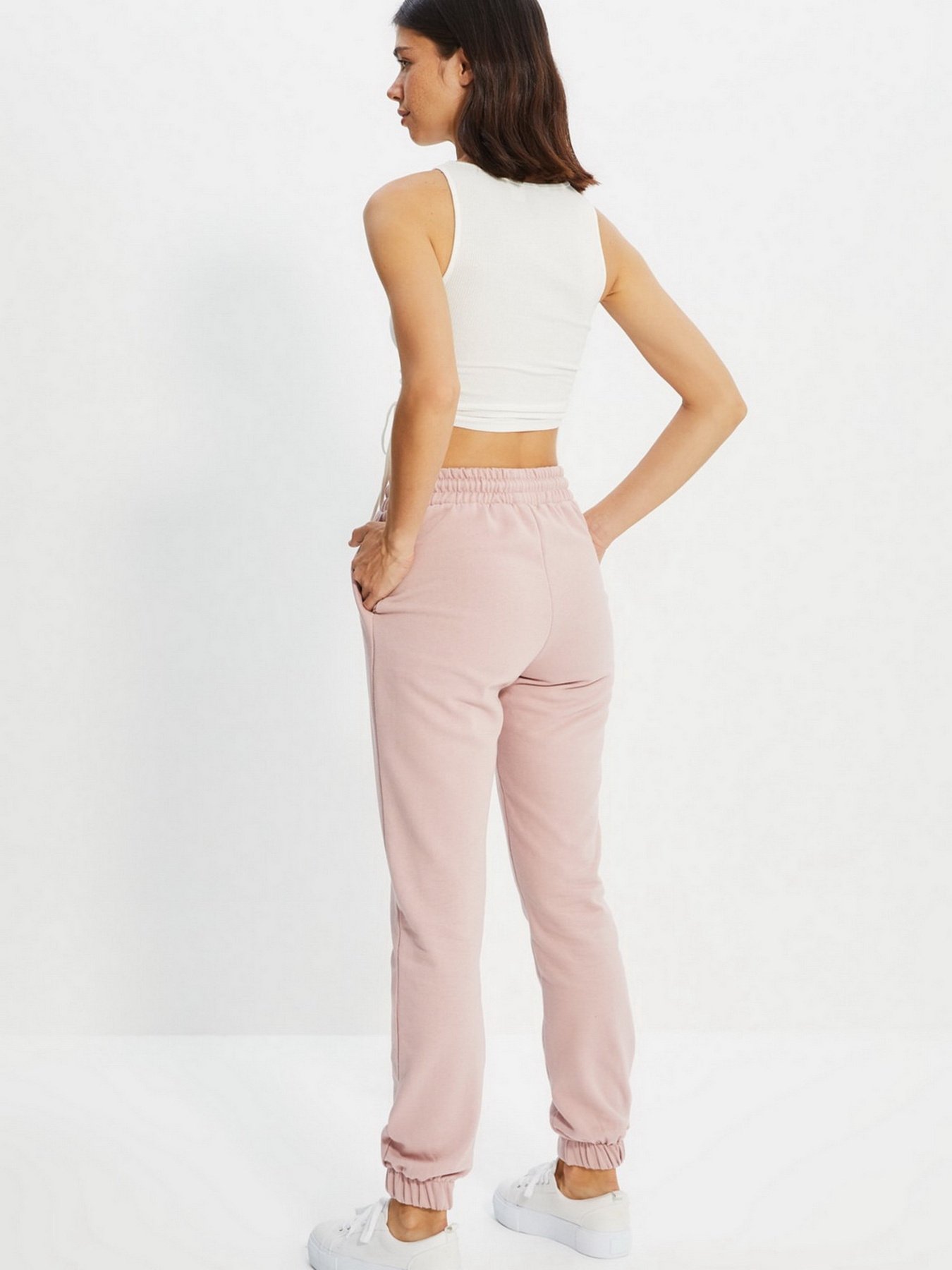 Штаны спортивные Trendyol модель TWOAW22EA0185/Gul Kurusu Фото