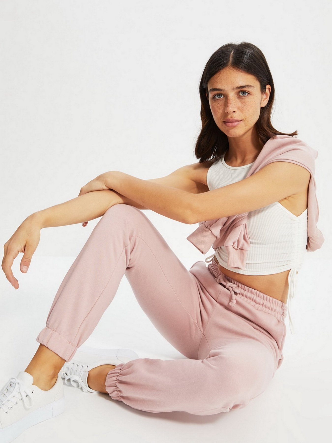 Штаны спортивные Trendyol модель TWOAW22EA0185/Gul Kurusu Фото