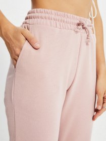 Спортивні штани Trendyol модель TWOAW22EA0185/Gul Kurusu Фото