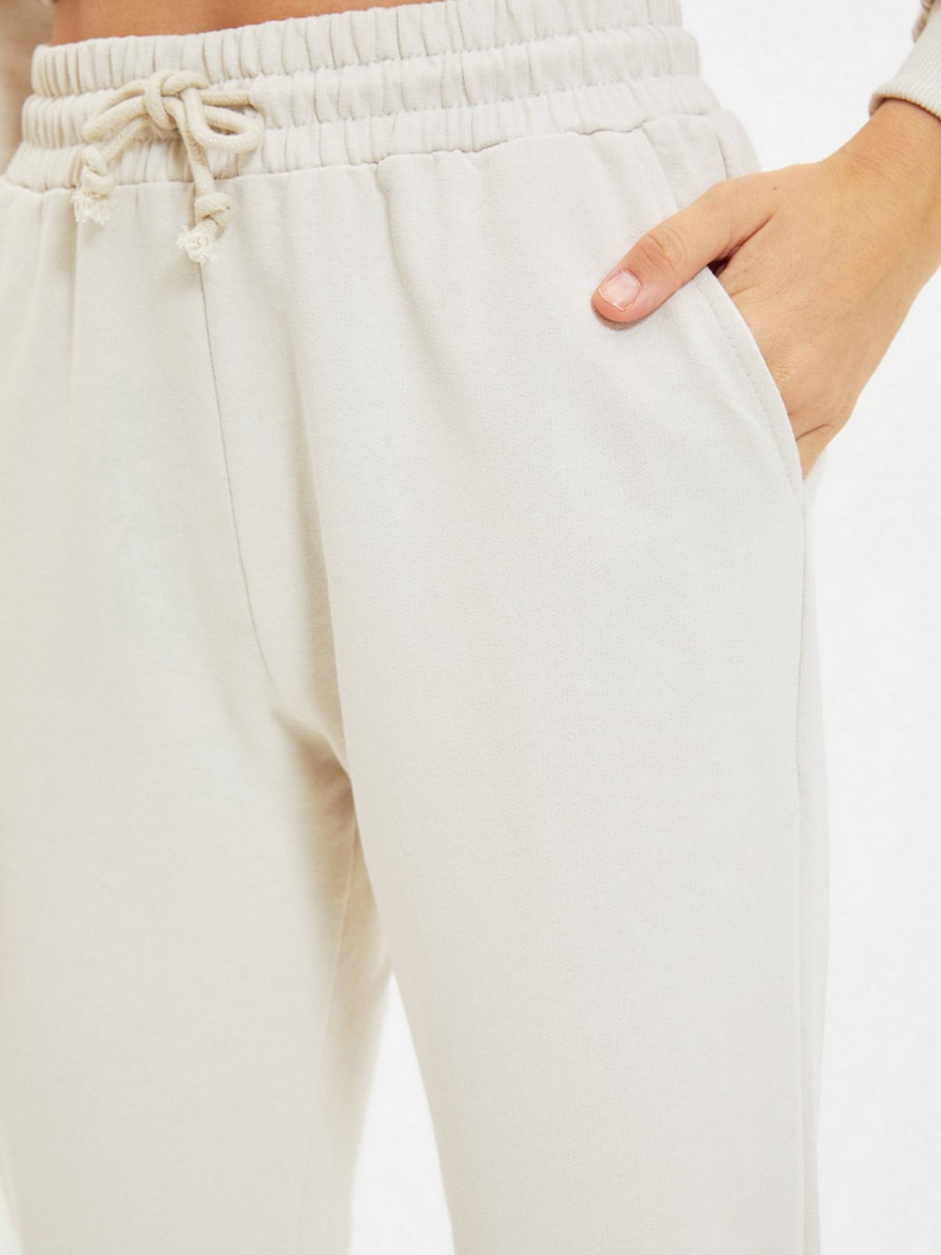 Штаны спортивные Trendyol модель TWOAW22EA0185/Tas Фото