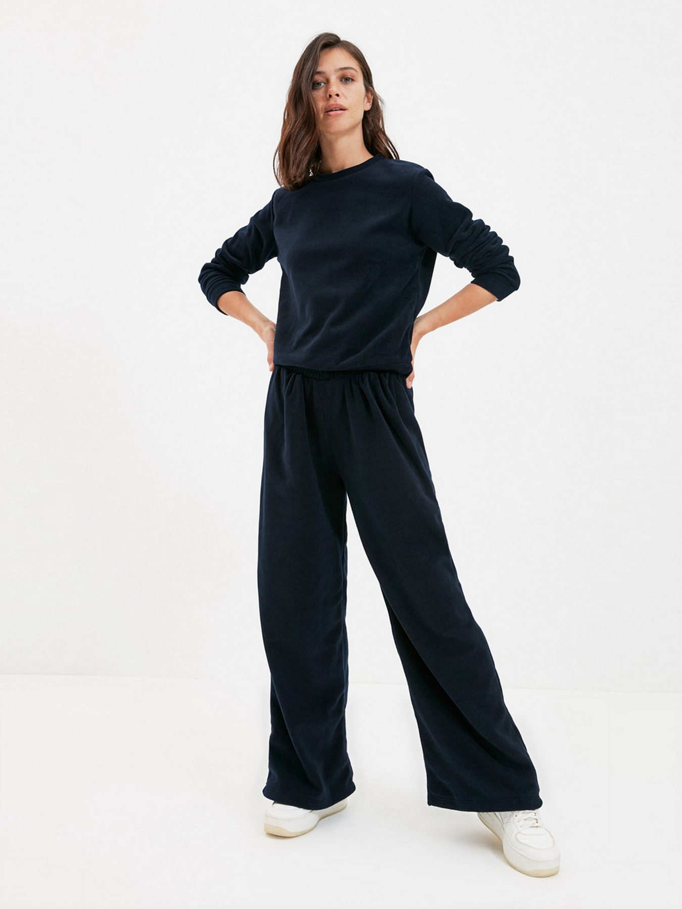 Спортивні штани Trendyol модель TWOAW22EA0245/Lacivert Фото