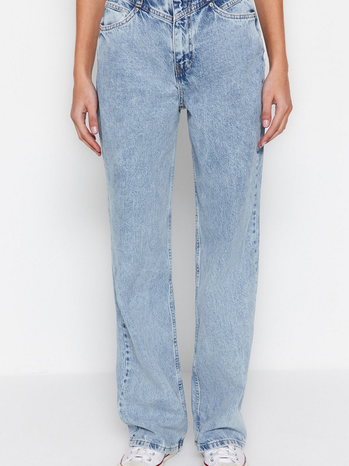 Широкие джинсы Trendyol Wide Leg модель TWOSS21JE0385/Mavi Широкие джинсы Trendyol Wide Leg модель TWOSS21JE0385/Mavi Фото