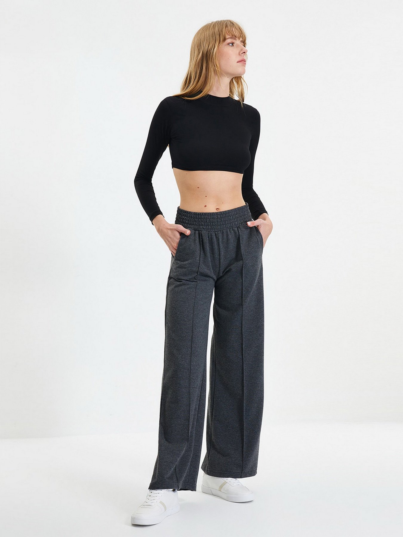 Спортивні штани Trendyol модель TWOAW22EA0405/Antrasit Фото