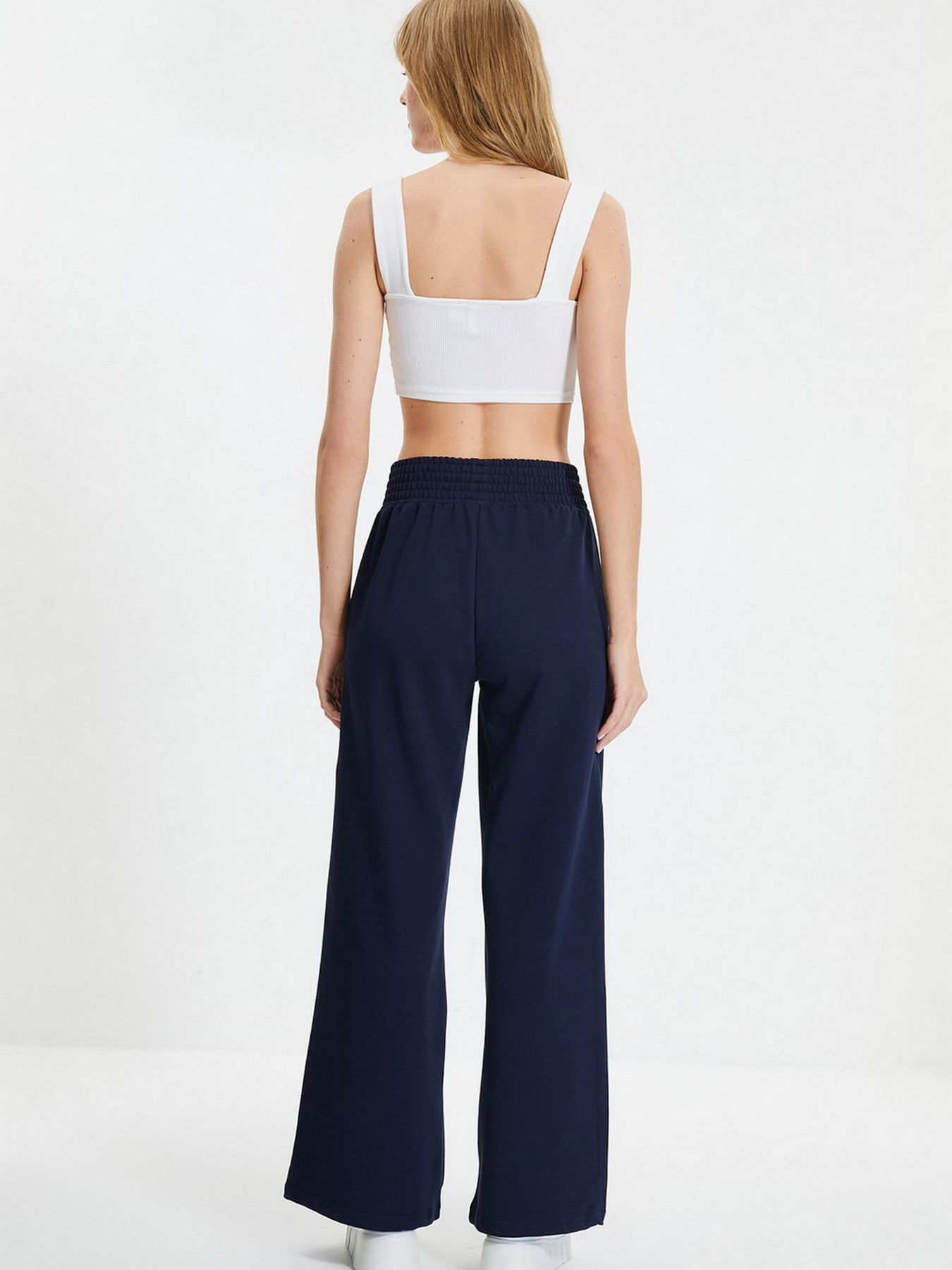 Спортивні штани Trendyol модель TWOAW22EA0405/Lacivert Фото