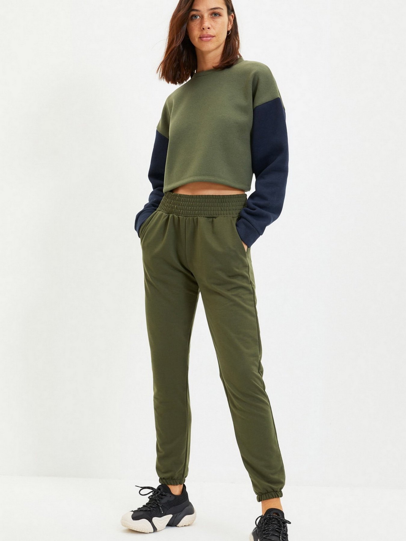 Спортивні штани Trendyol модель TWOAW22EA0419/Haki Фото