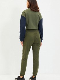 Спортивні штани Trendyol модель TWOAW22EA0419/Haki Фото