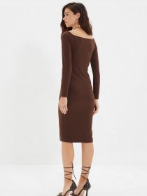 Платье миди Trendyol модель TWOAW22EL0439/Koyu Kahverengi Фото