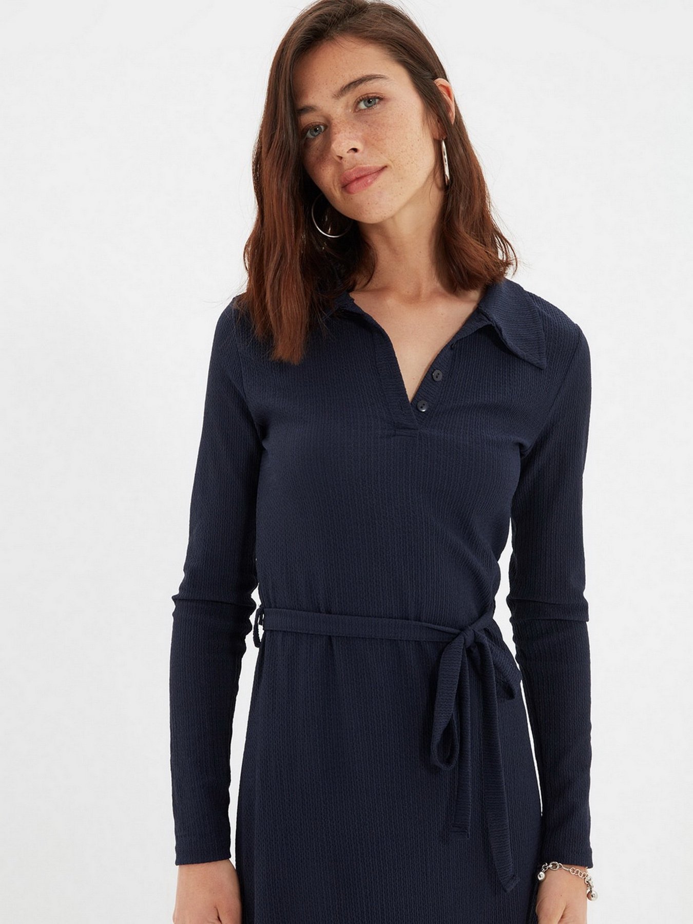 Платье миди Trendyol модель TWOAW22EL1833/Lacivert Фото