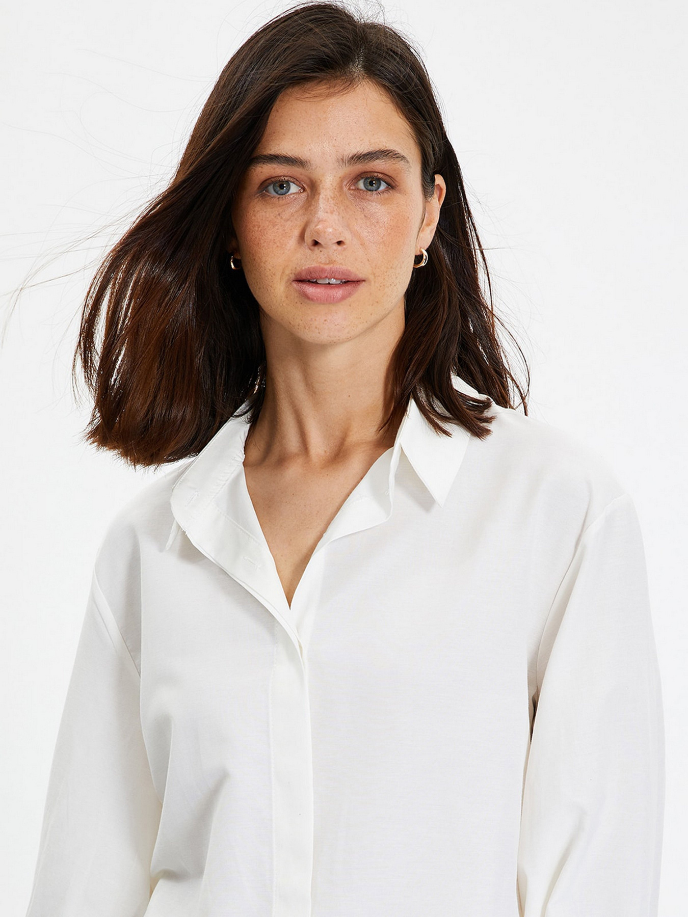 Рубашка Trendyol модель TWOAW22GO0509/Ekru Фото