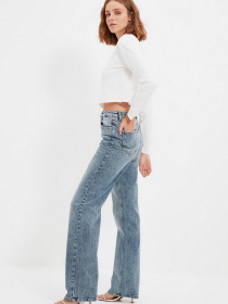 Прямые джинсы Trendyol Wide Leg модель TWOAW22JE0907/Mavi Фото