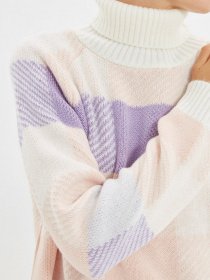 Светр Trendyol модель TWOAW22KZ0181/cok Renkli Светр Trendyol модель TWOAW22KZ0181/cok Renkli Фото