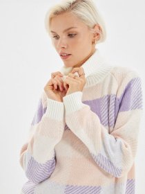 Светр Trendyol модель TWOAW22KZ0181/cok Renkli Светр Trendyol модель TWOAW22KZ0181/cok Renkli Фото