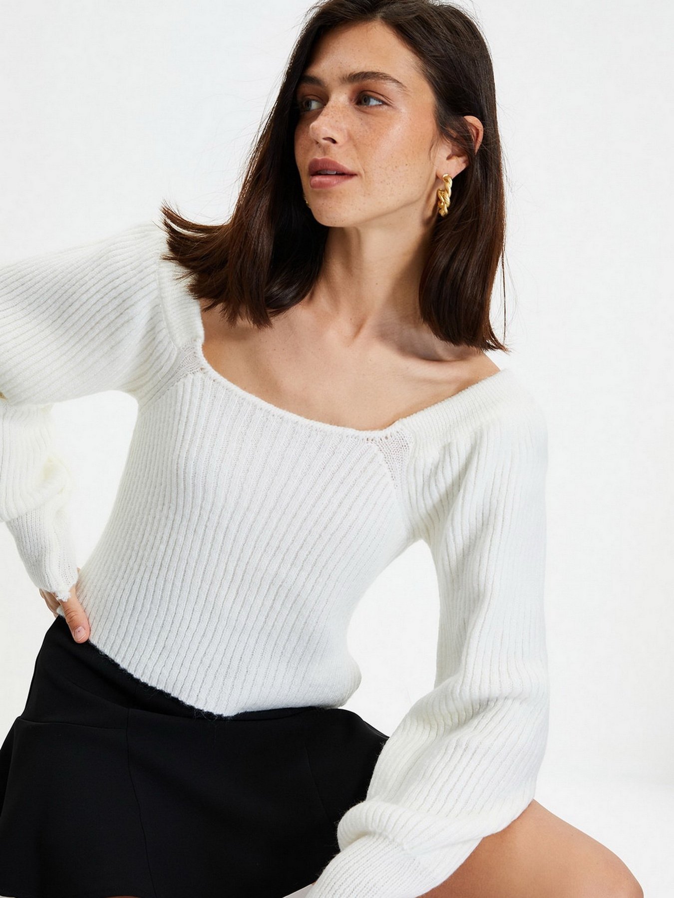 Светр Trendyol модель TWOAW22KZ1248/Ekru Фото