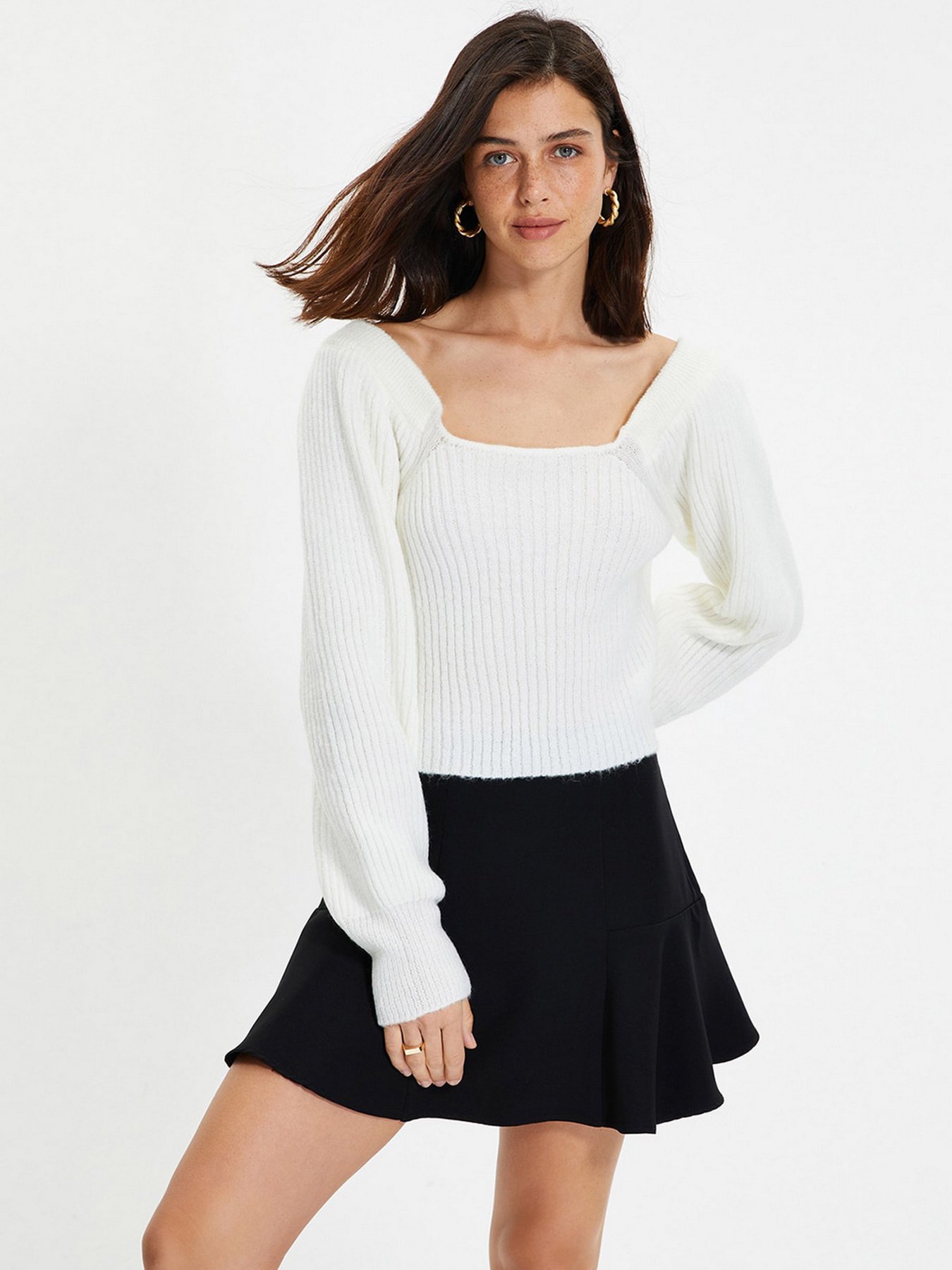 Светр Trendyol модель TWOAW22KZ1248/Ekru Светр Trendyol модель TWOAW22KZ1248/Ekru Фото