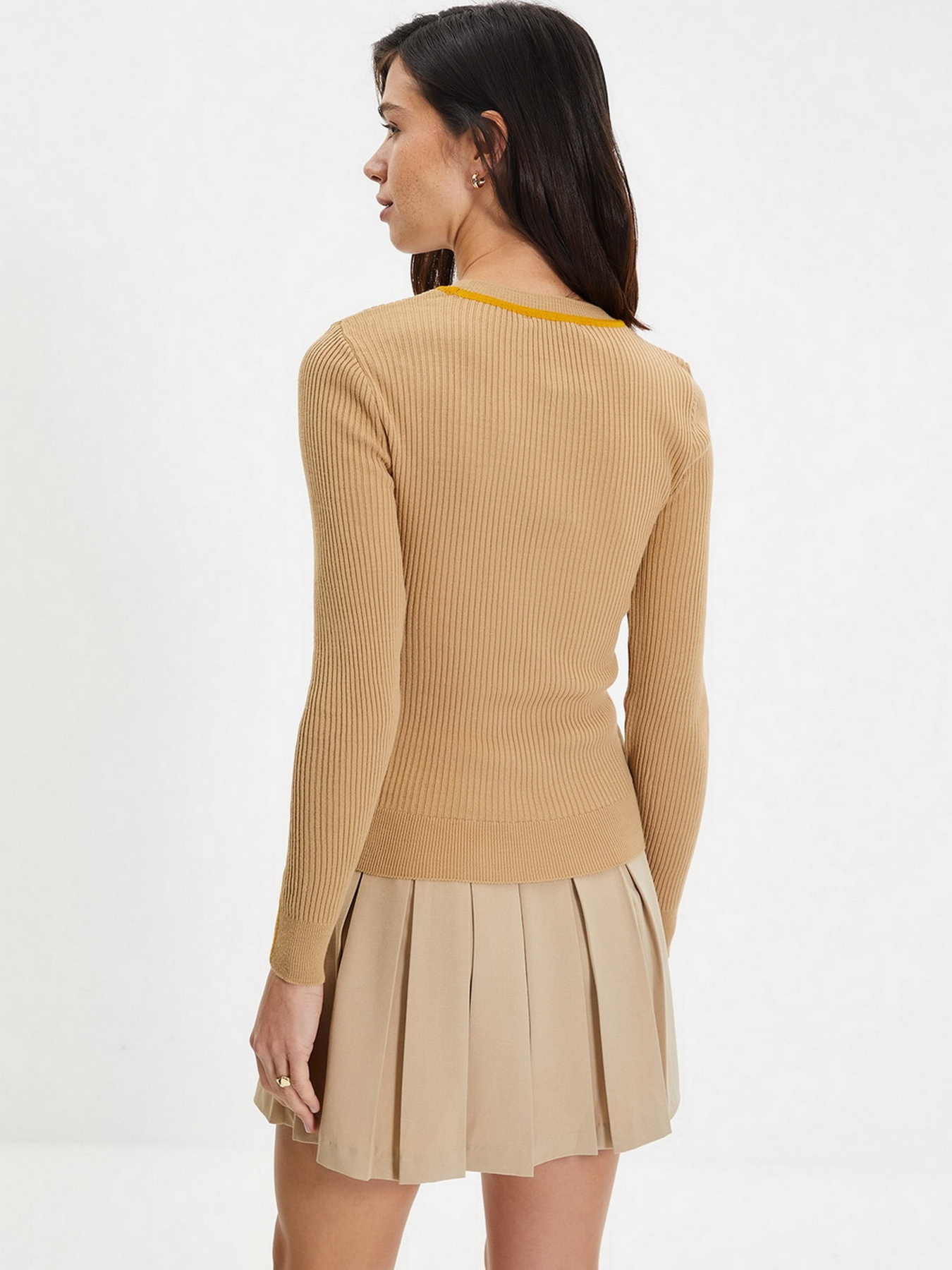 Лонгслів Trendyol модель TWOAW22KZ1518/Camel Фото