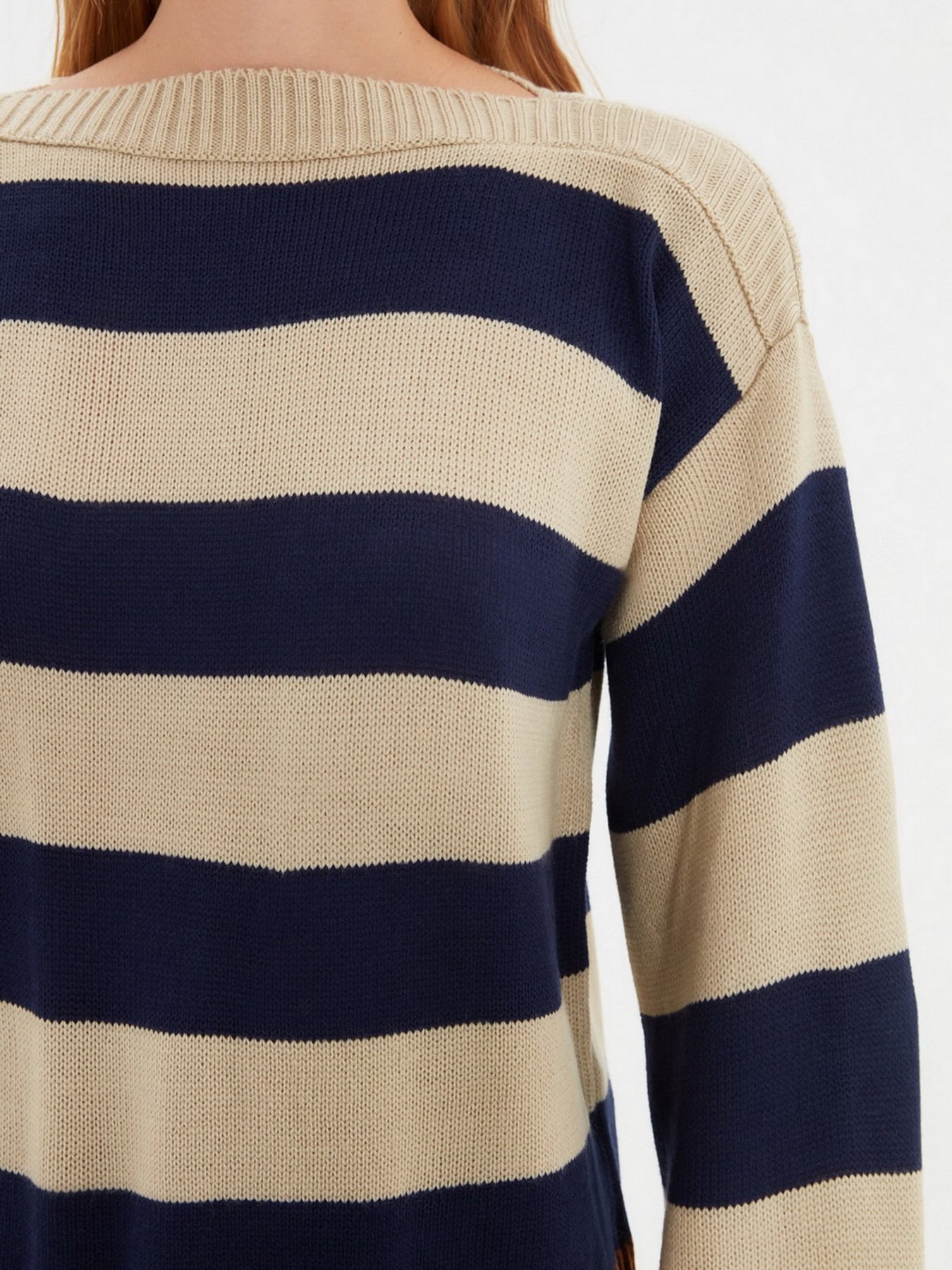 Свитер Trendyol модель TWOAW22KZ1706/Tas Фото