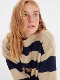 Свитер Trendyol модель TWOAW22KZ1706/Tas Фото