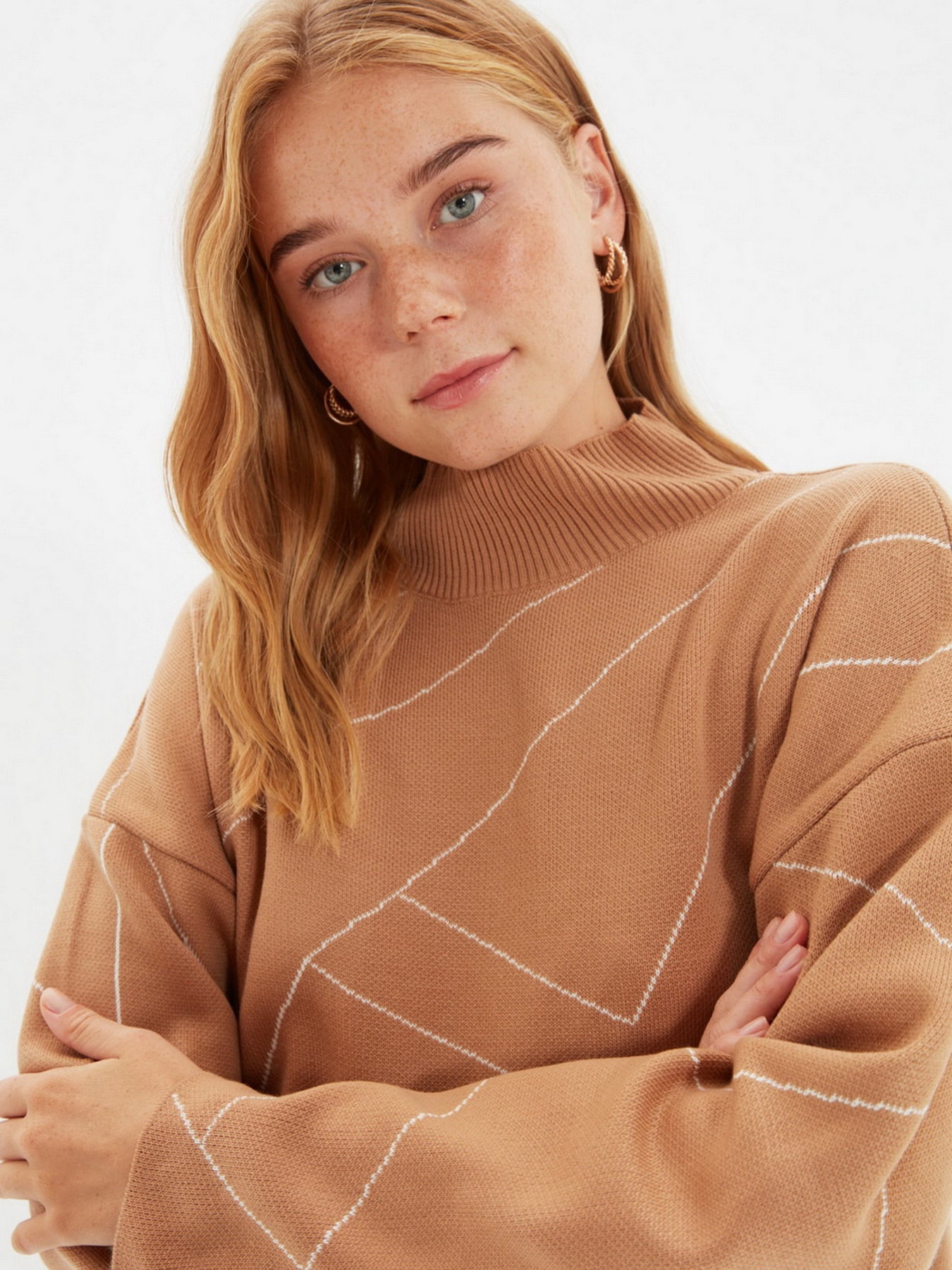 Свитер Trendyol модель TWOAW22KZ1784/Camel Свитер Trendyol модель TWOAW22KZ1784/Camel Фото