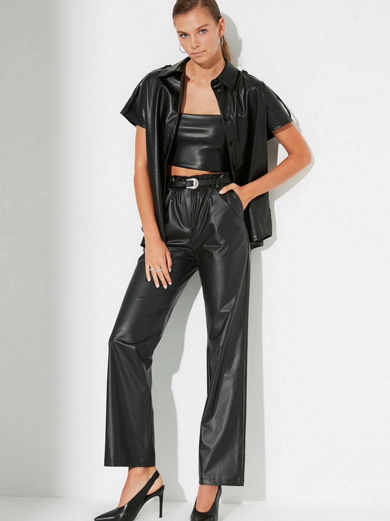 Штани повсякденні Trendyol модель TWOAW22PL0008/Siyah Фото