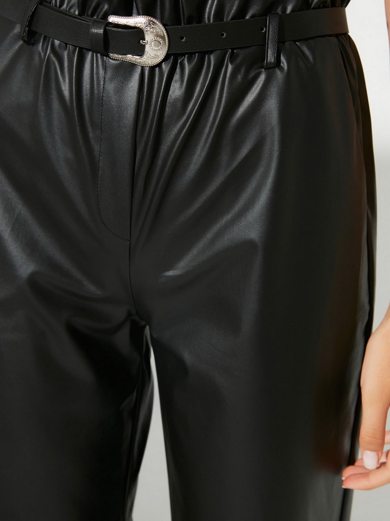 Штани повсякденні Trendyol модель TWOAW22PL0008/Siyah Фото