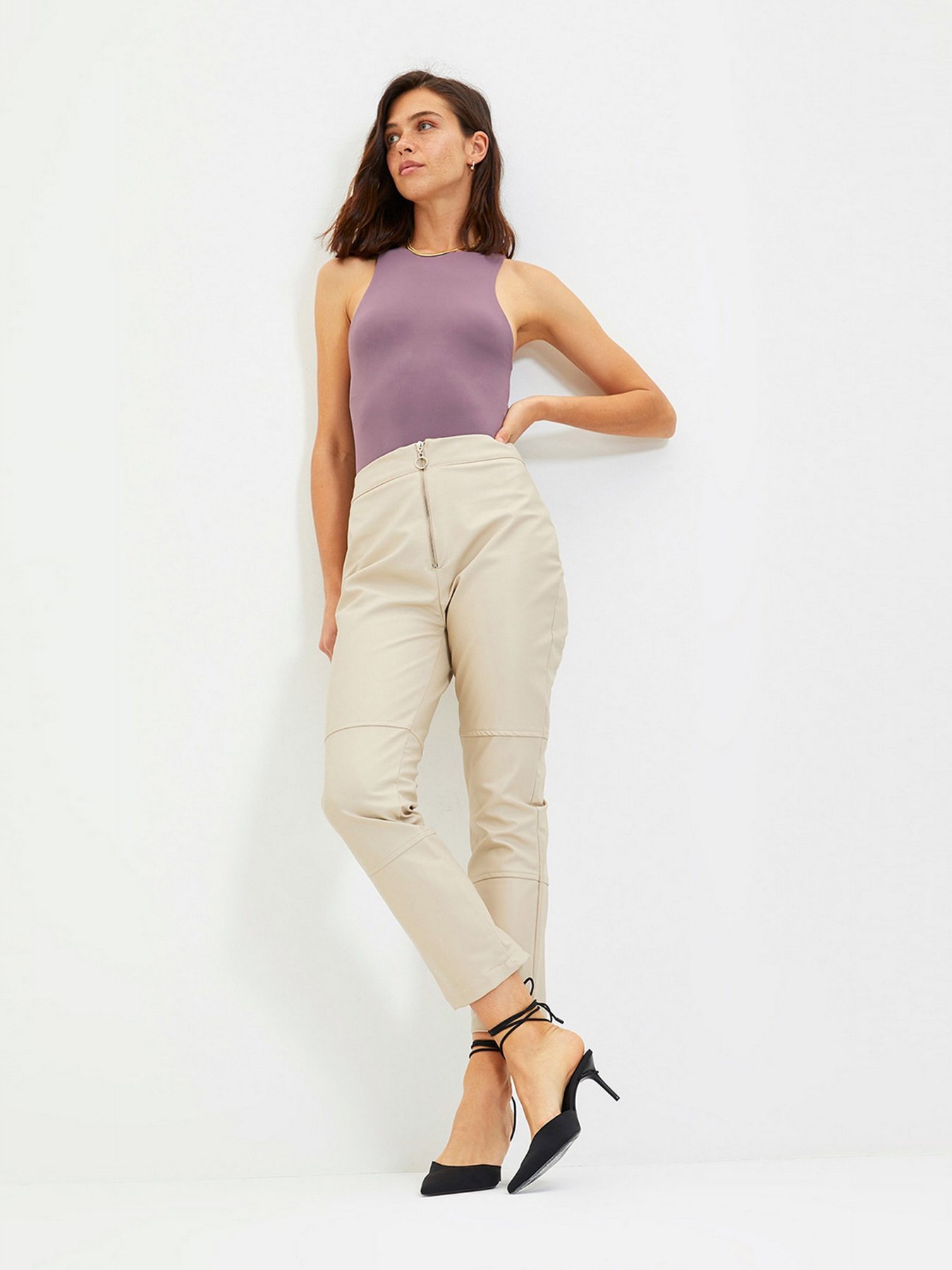 Штани повсякденні Trendyol модель TWOAW22PL0180/Bej Фото