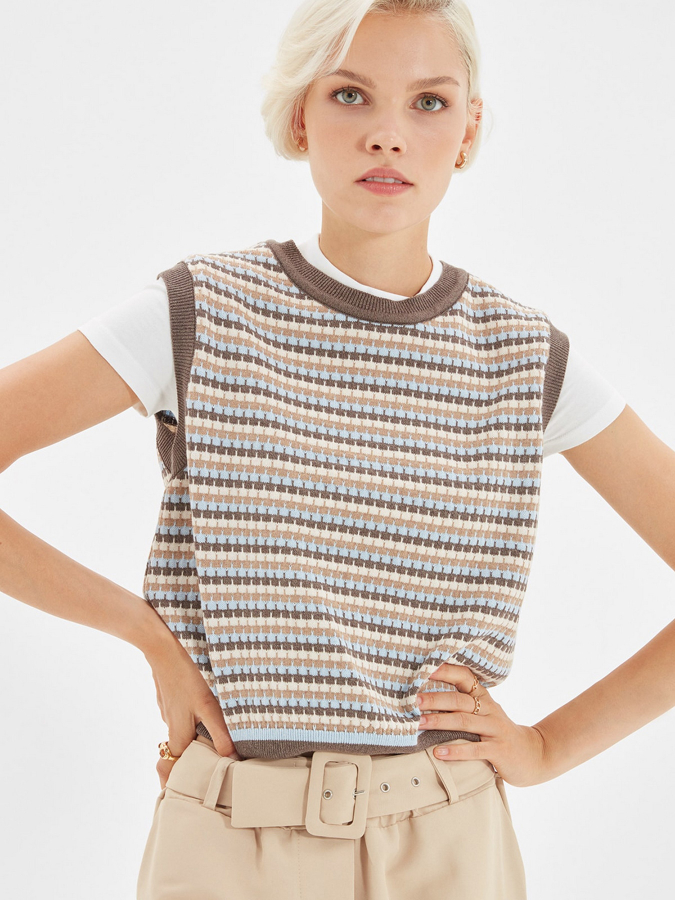 Жилет Trendyol модель TWOAW22SV0017/Kahverengi Фото