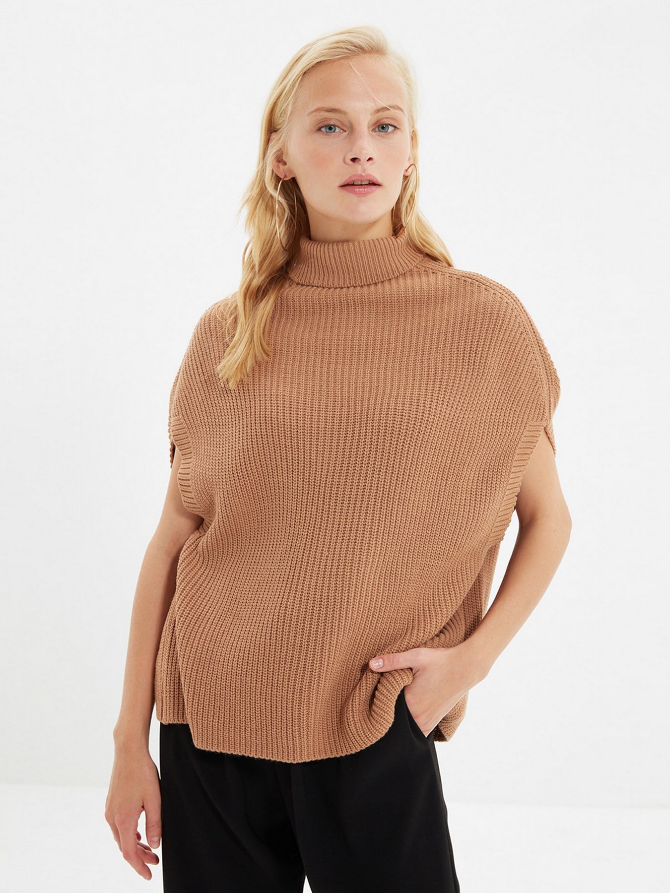 Жилет Trendyol модель TWOAW22SV0048/Camel Фото