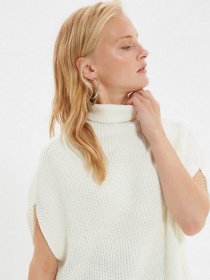 Жилет Trendyol модель TWOAW22SV0048/Ekru Фото