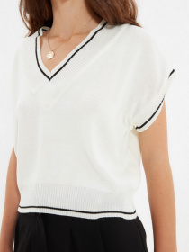 Жилет Trendyol модель TWOAW22SV0055/Ekru Фото