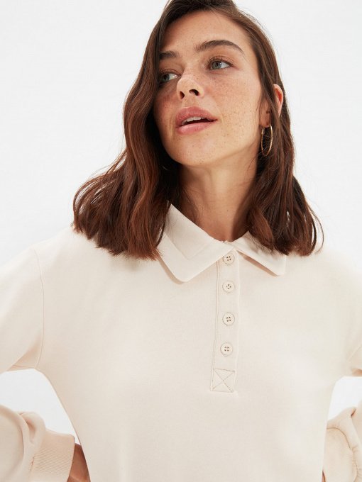 Свитшот Trendyol модель TWOAW22SW0423/Tas Фото