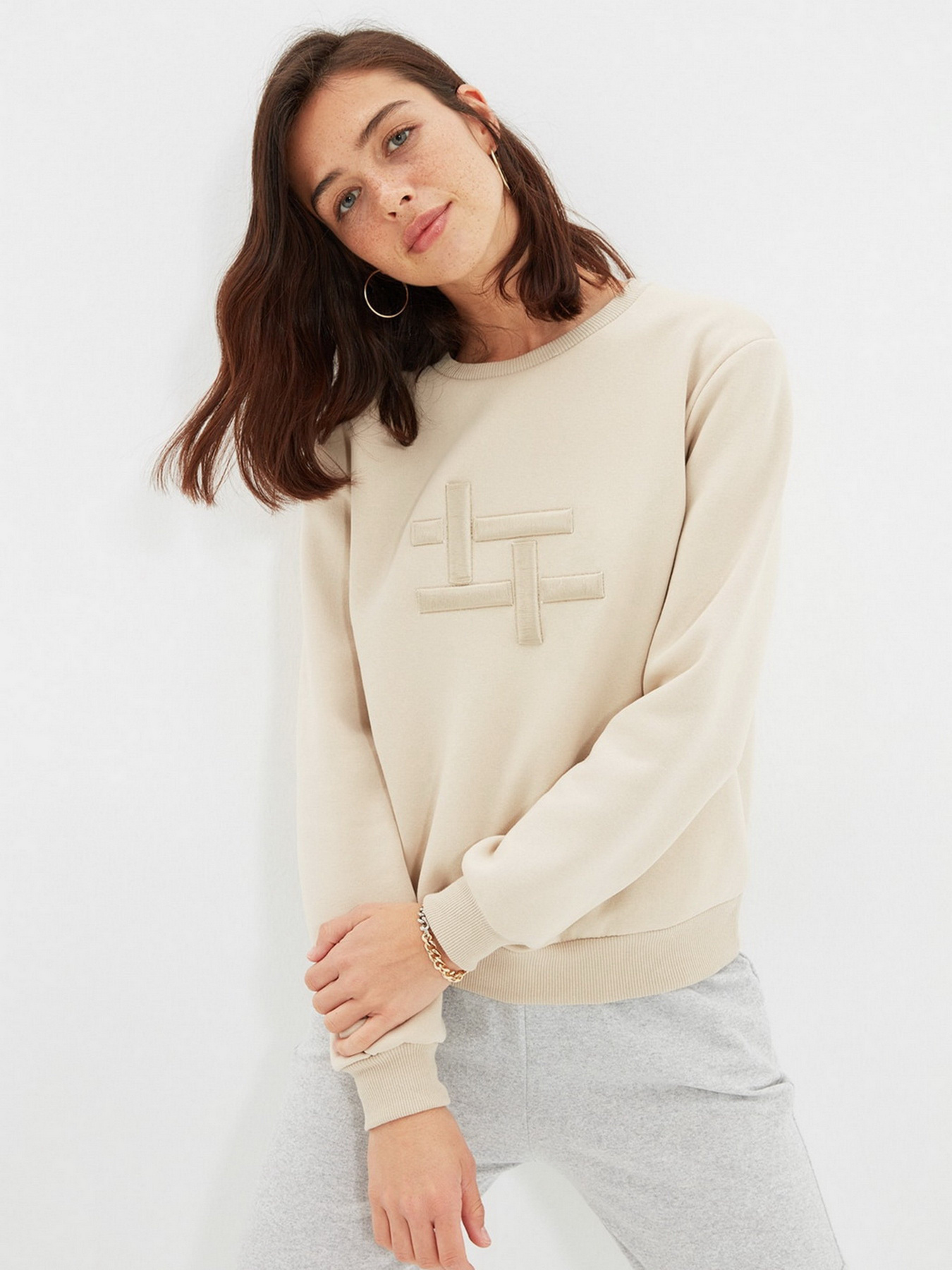 Свитшот Trendyol модель TWOAW22SW0426/Bej Фото