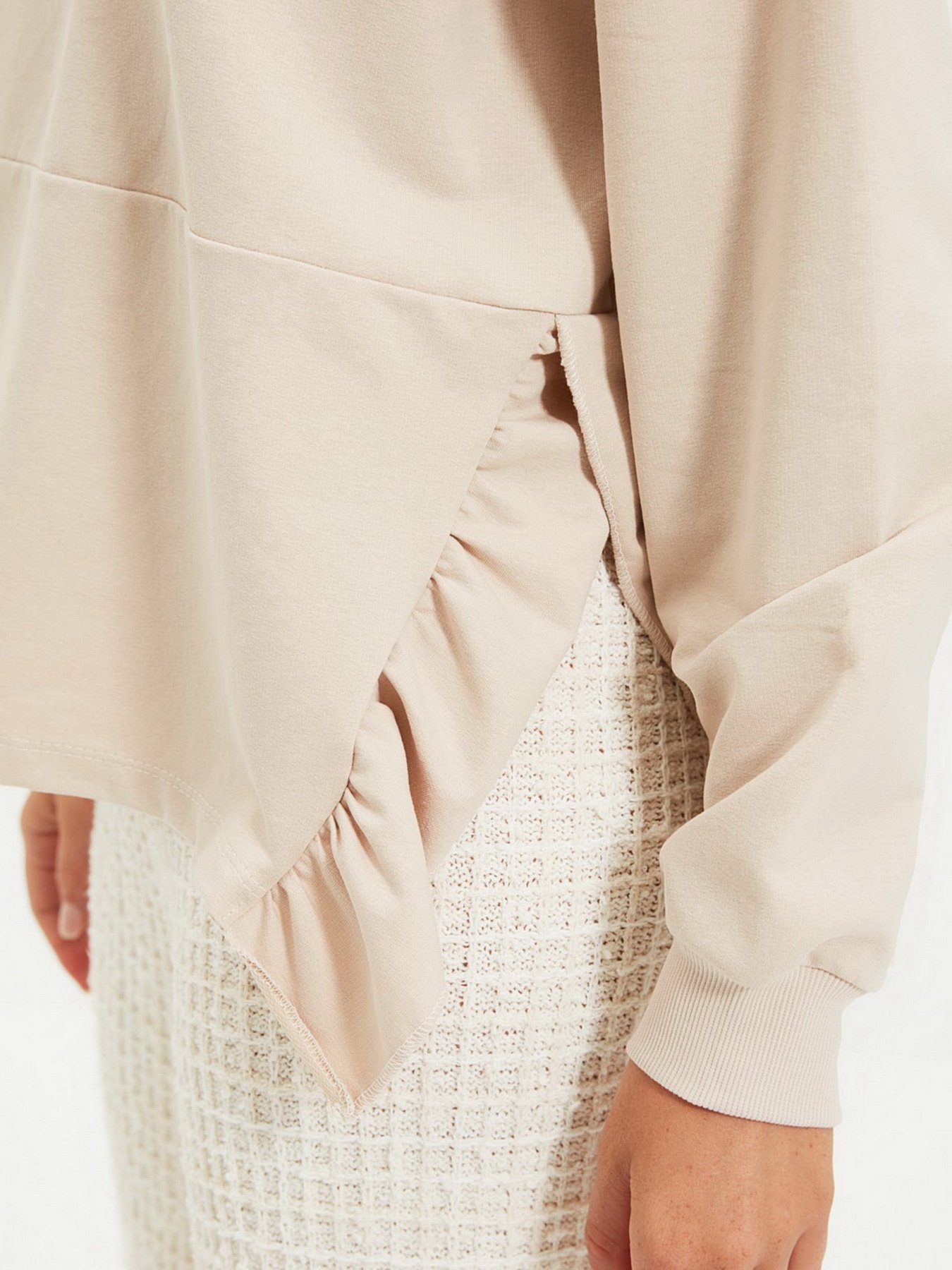 Свитшот Trendyol модель TWOAW22SW0455/Bej Фото