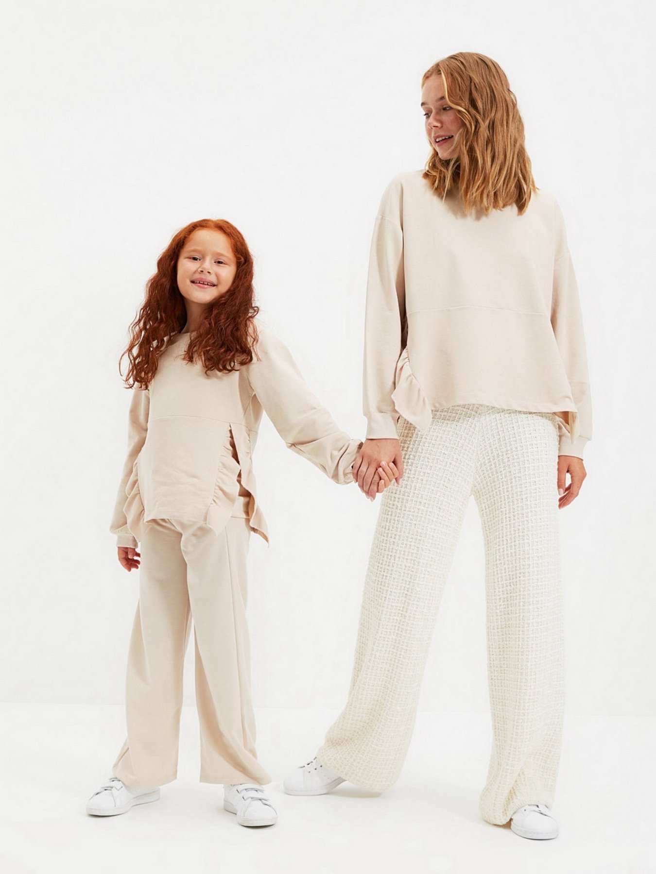 Свитшот Trendyol модель TWOAW22SW0455/Bej Фото