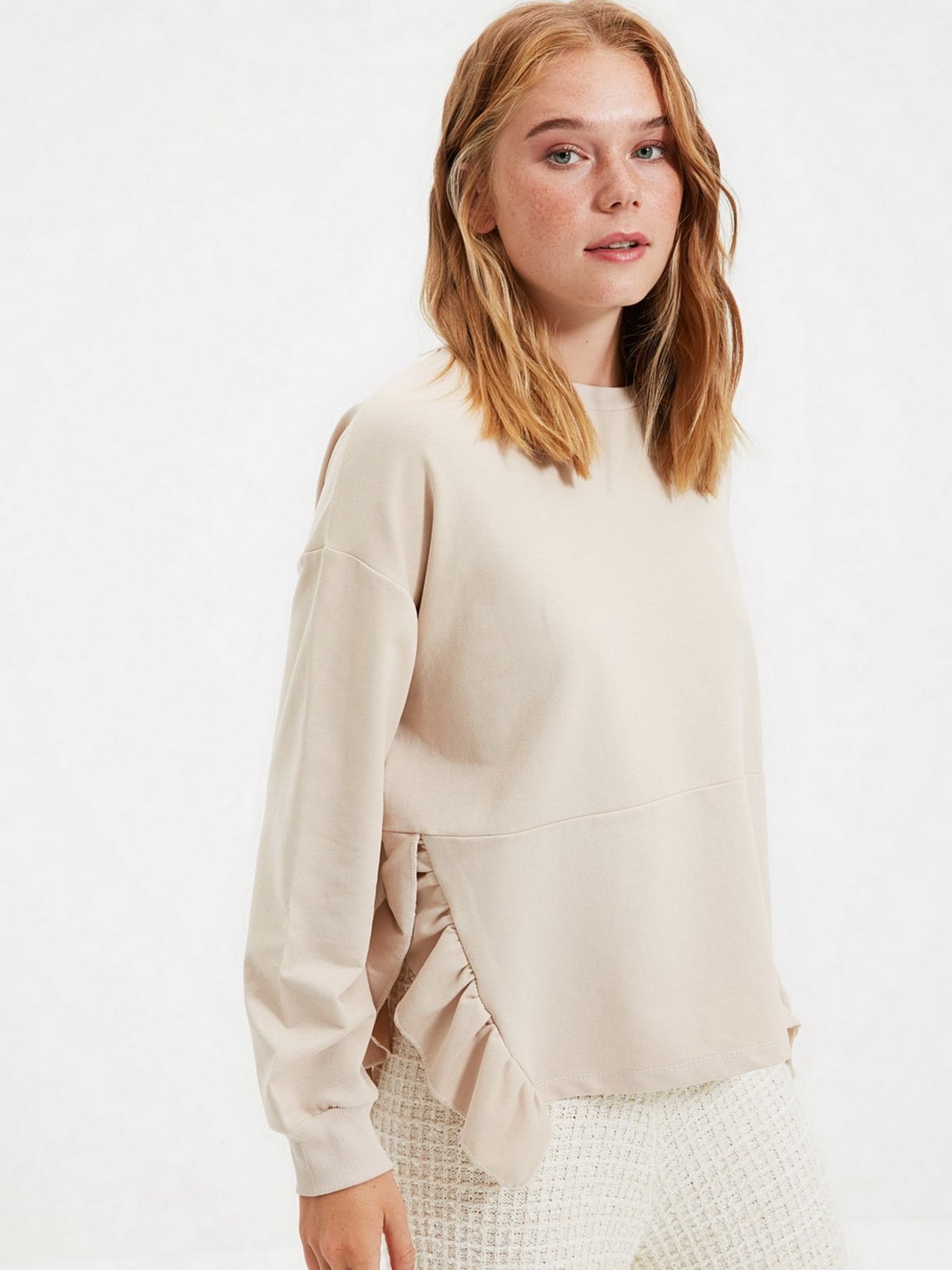 Свитшот Trendyol модель TWOAW22SW0455/Bej Свитшот Trendyol модель TWOAW22SW0455/Bej Фото