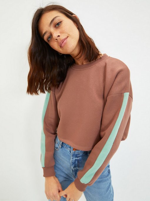 Свитшот Trendyol модель TWOAW22SW1120/Kahverengi Фото