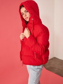 Пуховик Trendyol модель TWOAW21MO0022/Kirmizi Фото
