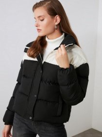 Пуховик Trendyol модель TWOAW21MO0052/Siyah Фото