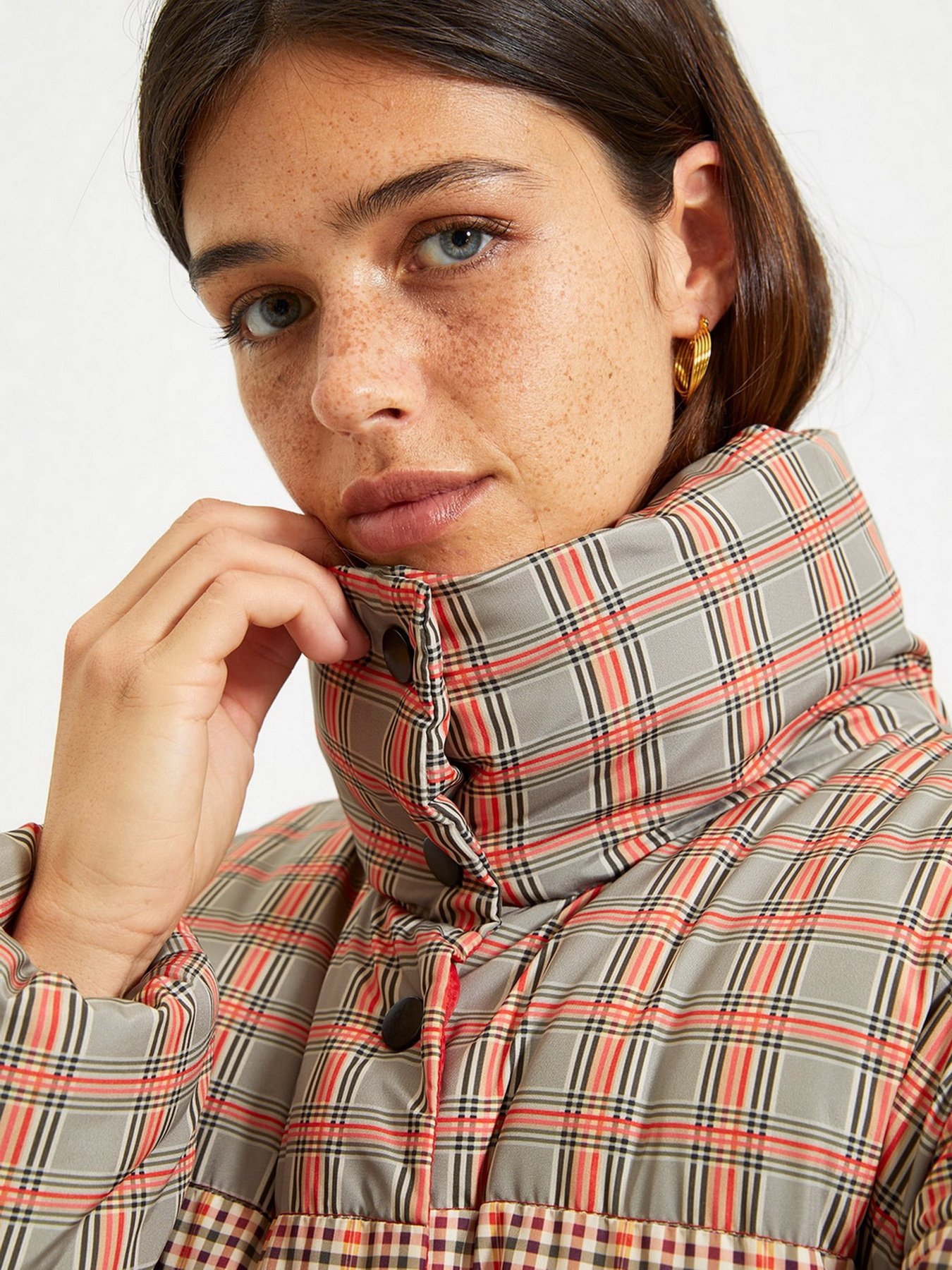 Пуховик Trendyol модель TWOAW22MO0012/Cok Renkli Фото