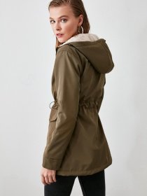 Парка Trendyol модель TWOAW21KB0065/Haki Фото