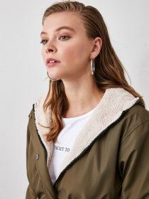 Парка Trendyol модель TWOAW21KB0065/Haki Фото