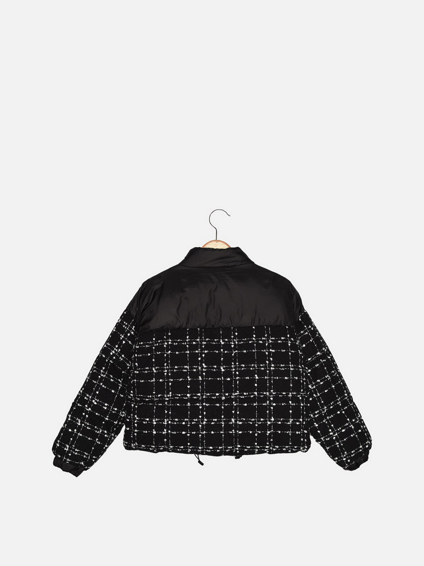 Пуховик Trendyol модель TWOAW22MO0248/Siyah Фото