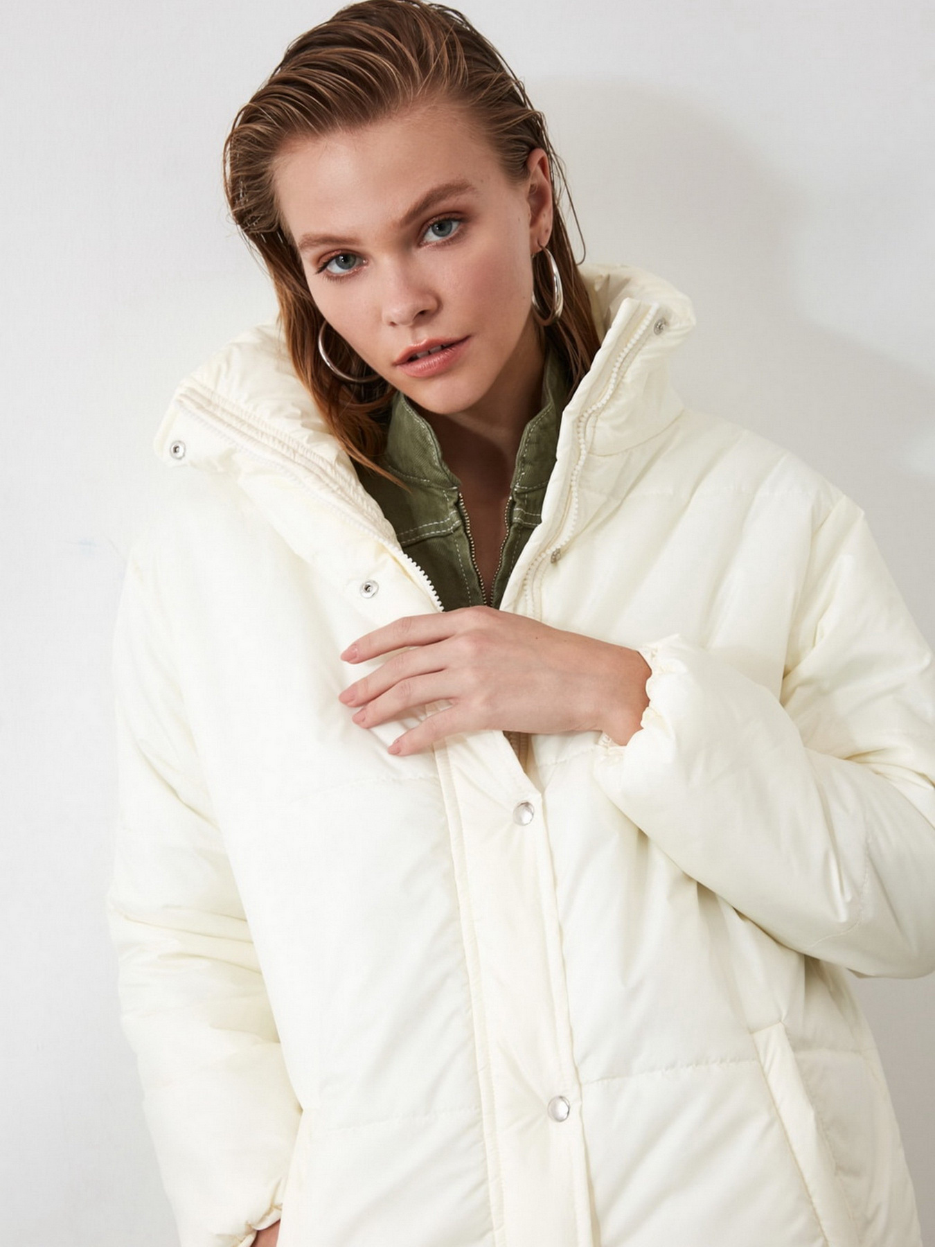 Пуховик Trendyol модель TWOAW21MO0054/Ekru Фото