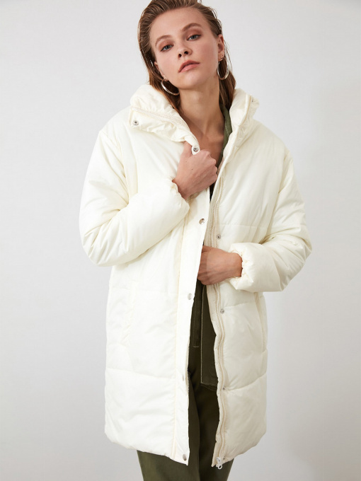 Пуховик Trendyol модель TWOAW21MO0054/Ekru Фото
