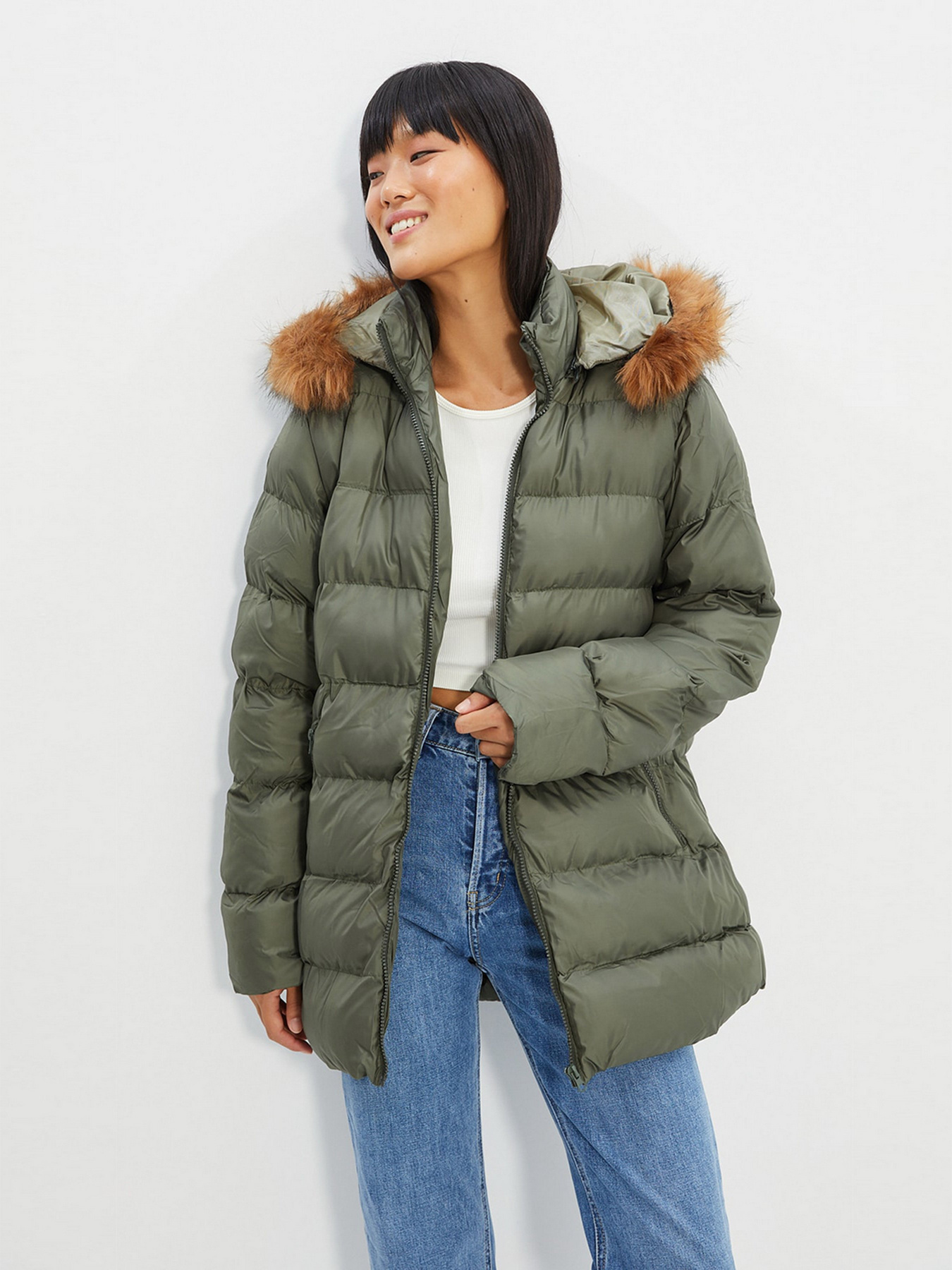 Пуховик Trendyol модель TWOAW22MO0275/Haki Пуховик Trendyol модель TWOAW22MO0275/Haki Фото