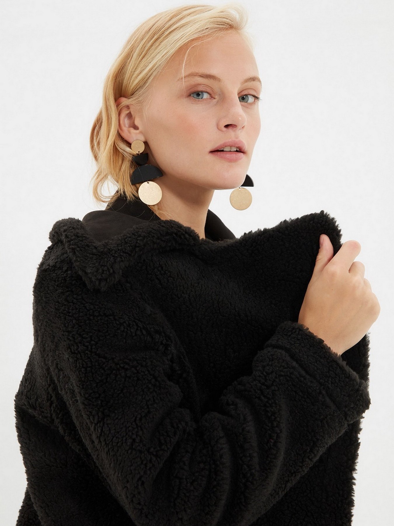 Пальто Trendyol модель TWOAW22KB0073/Siyah Фото